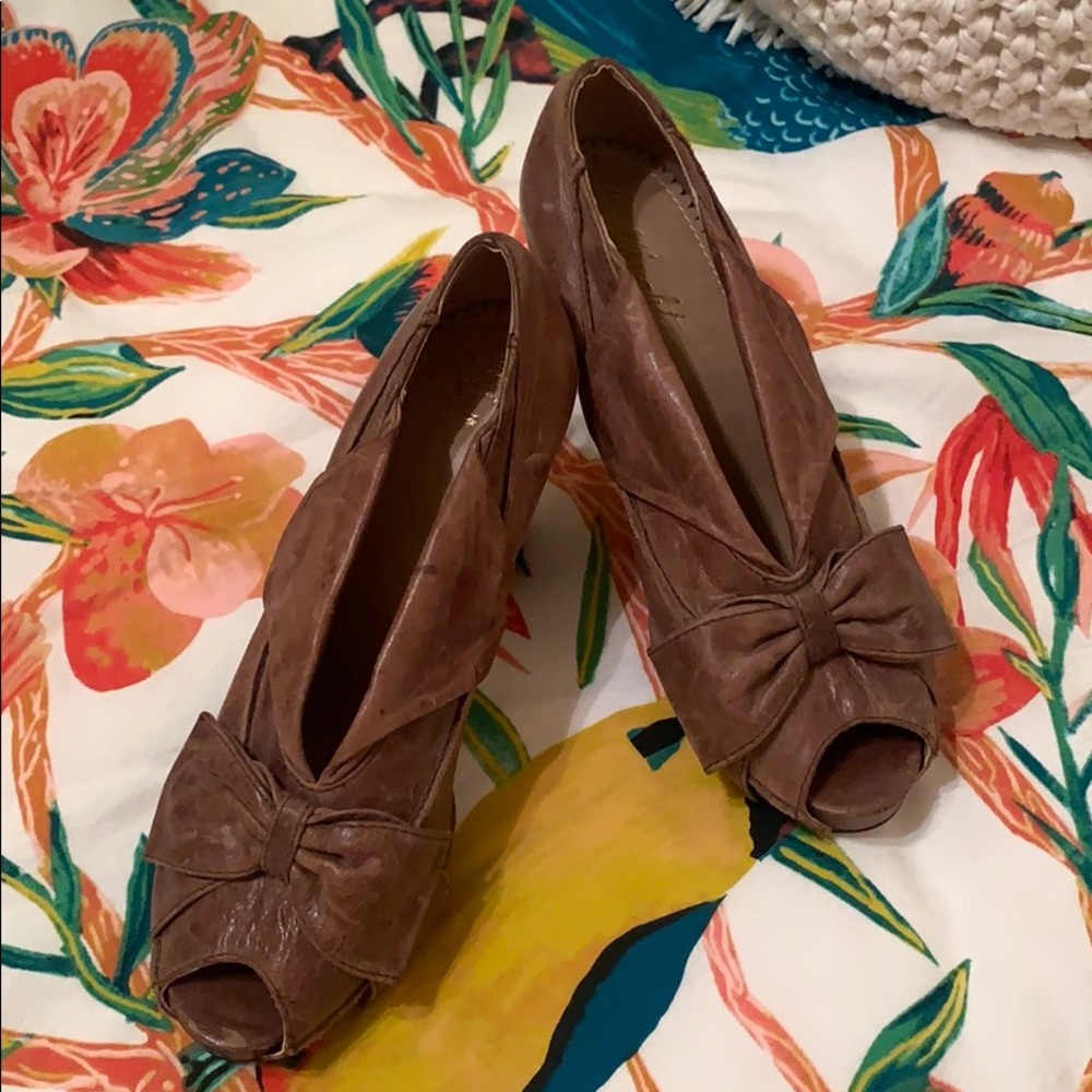 Miss Albright from Anthropology